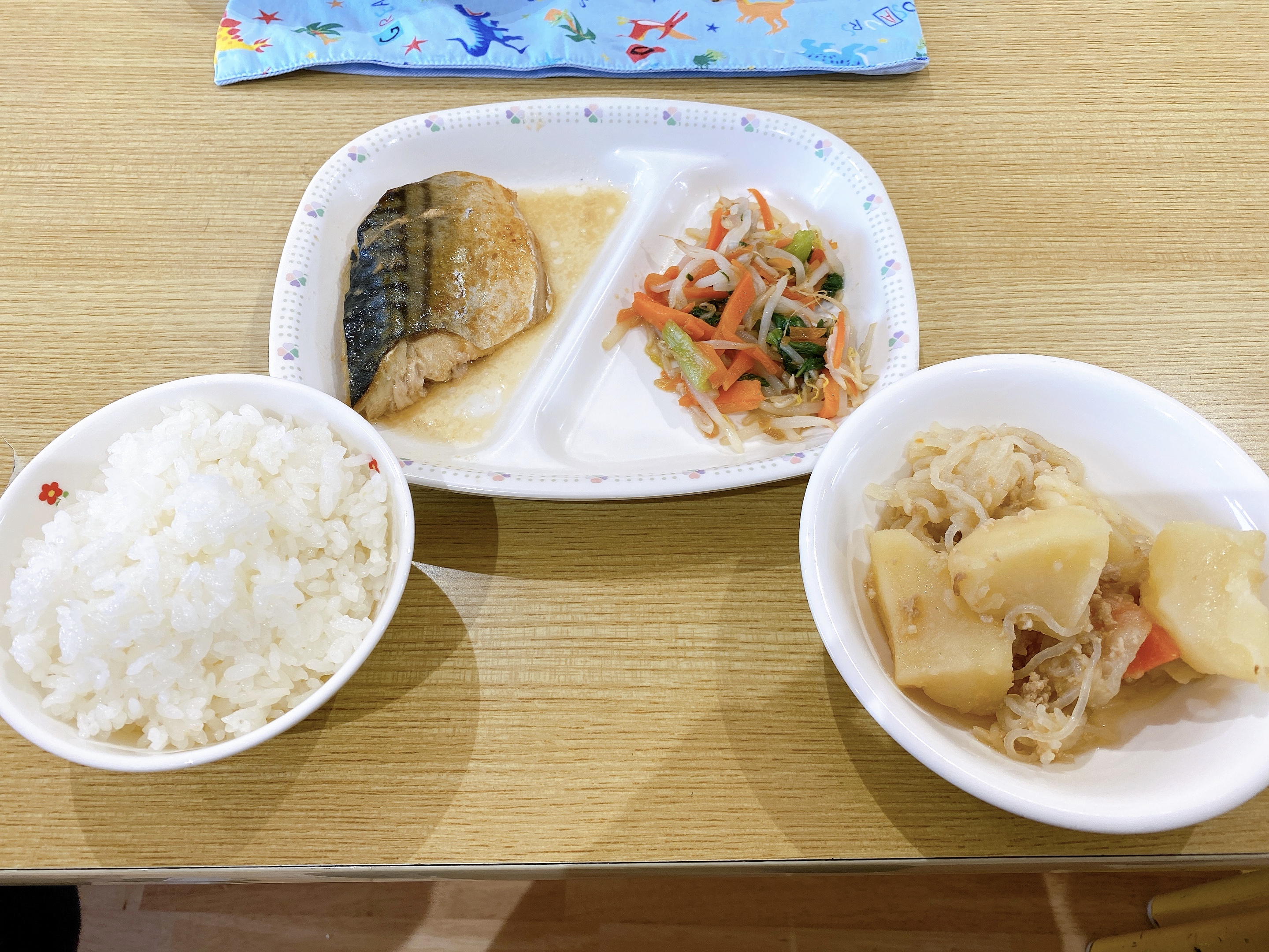 やいたこども園　今日の給食 1月15日