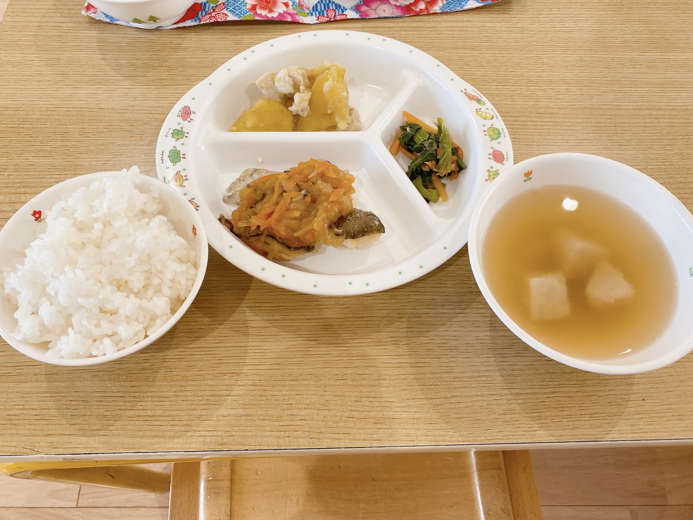 やいたこども園 今日の給食 3月6日