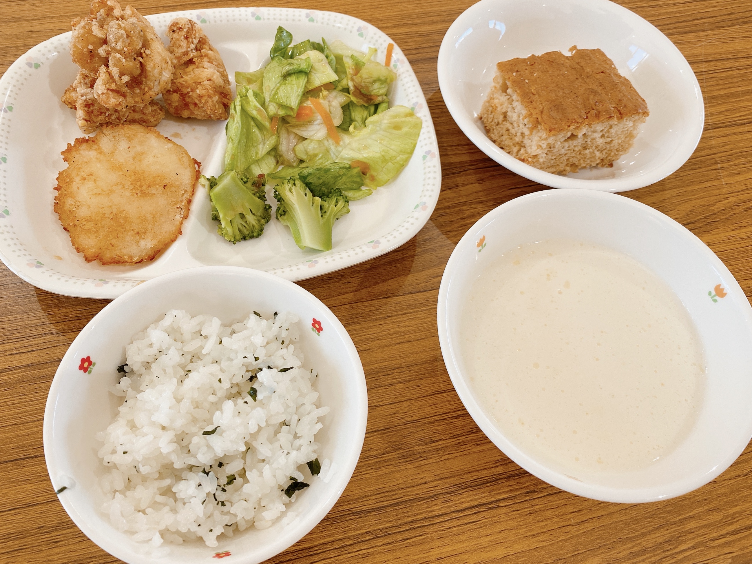 やいたこども園　今日の給食 3月11日