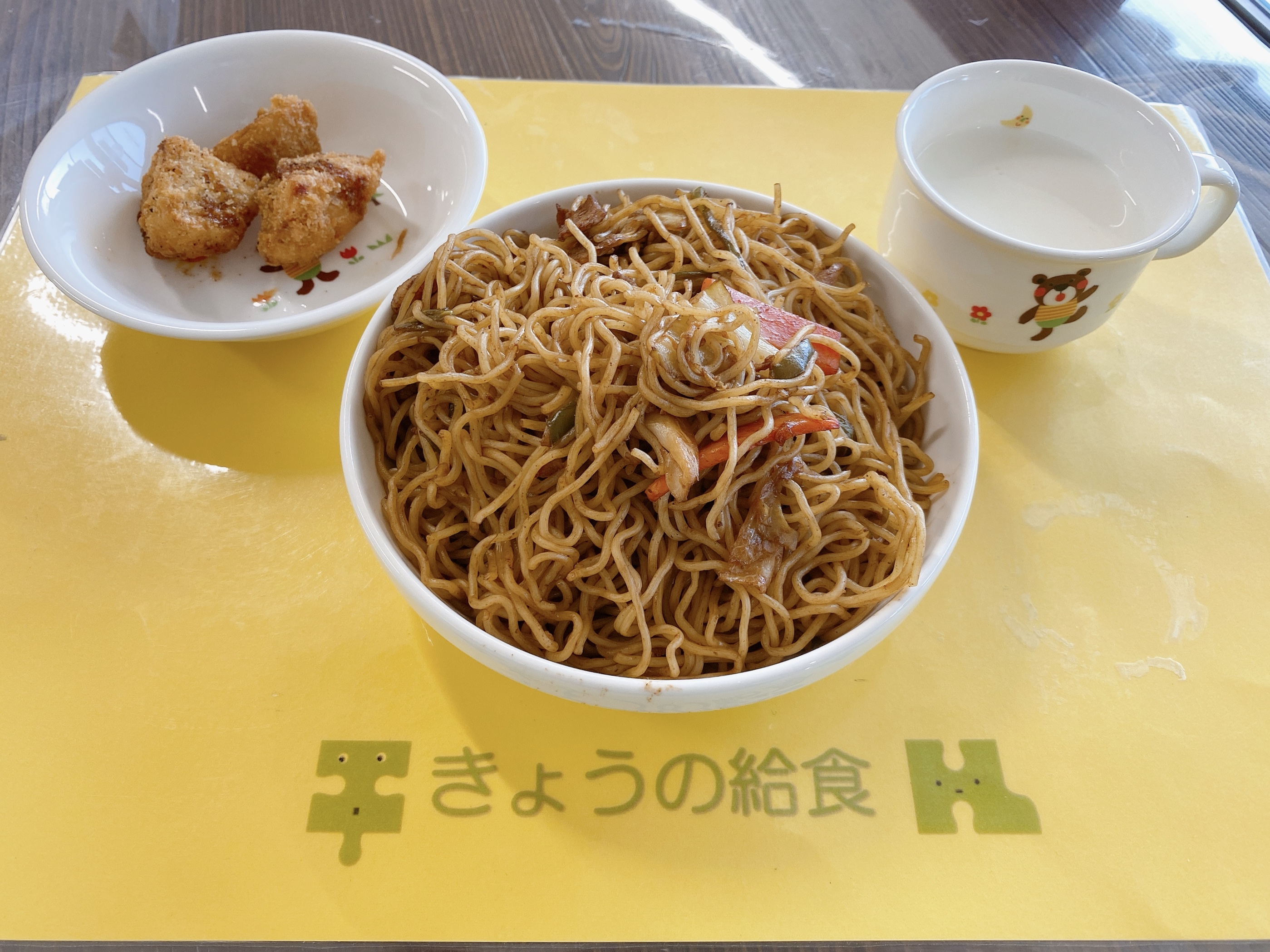 やいたこども園　今日の給食 3月5日